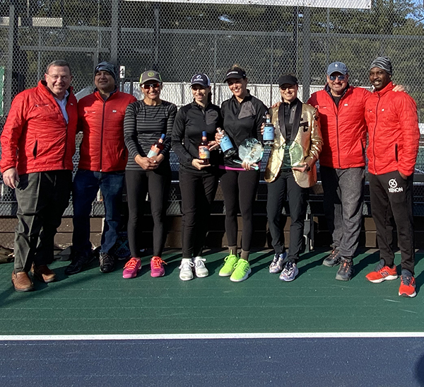 2022-boston-open-women-finalists-family-600